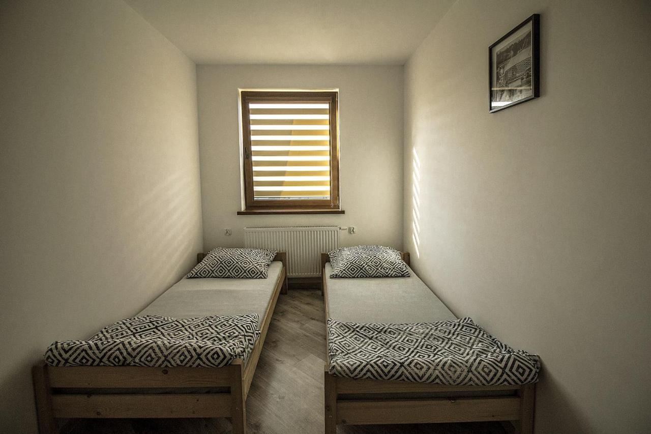 Aris Pokoje Goscinne Wojnicz Luaran gambar